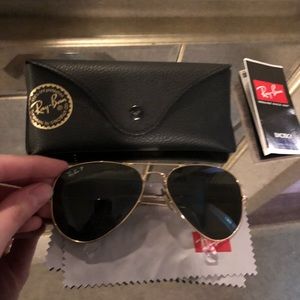 New Ray Ban polarized aviator sunglasses gold
